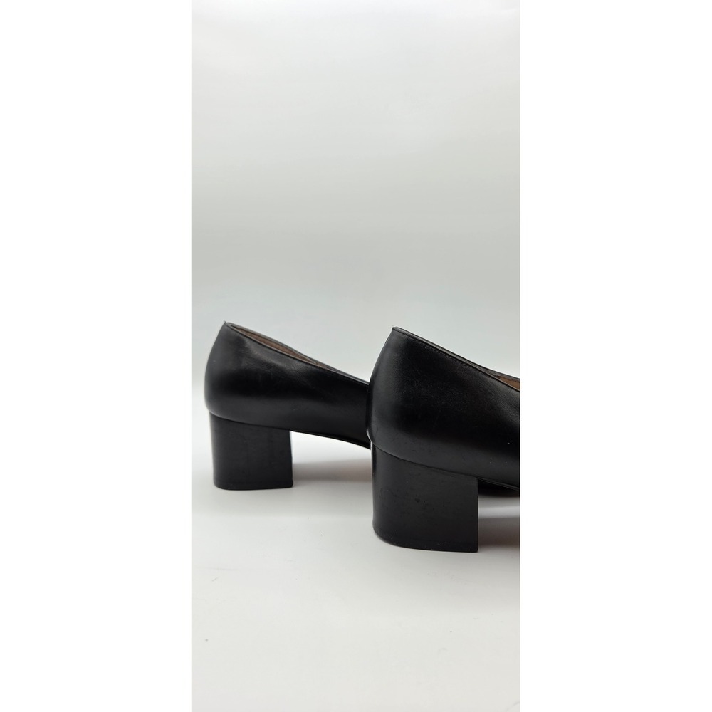 Salvatore Ferragamo Gancini Women's Pumps 8.5 B Black Leather Gold Buckle Italy - Picture 13 of 14